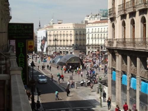 Hostal Biarritz Madrid Luaran gambar